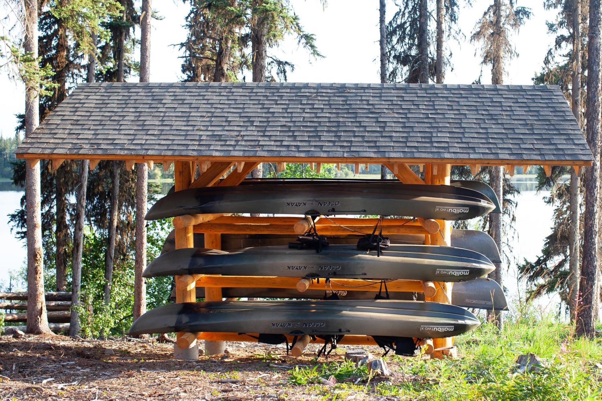 Red Cariboo Resort Anahim Lake 外观 照片