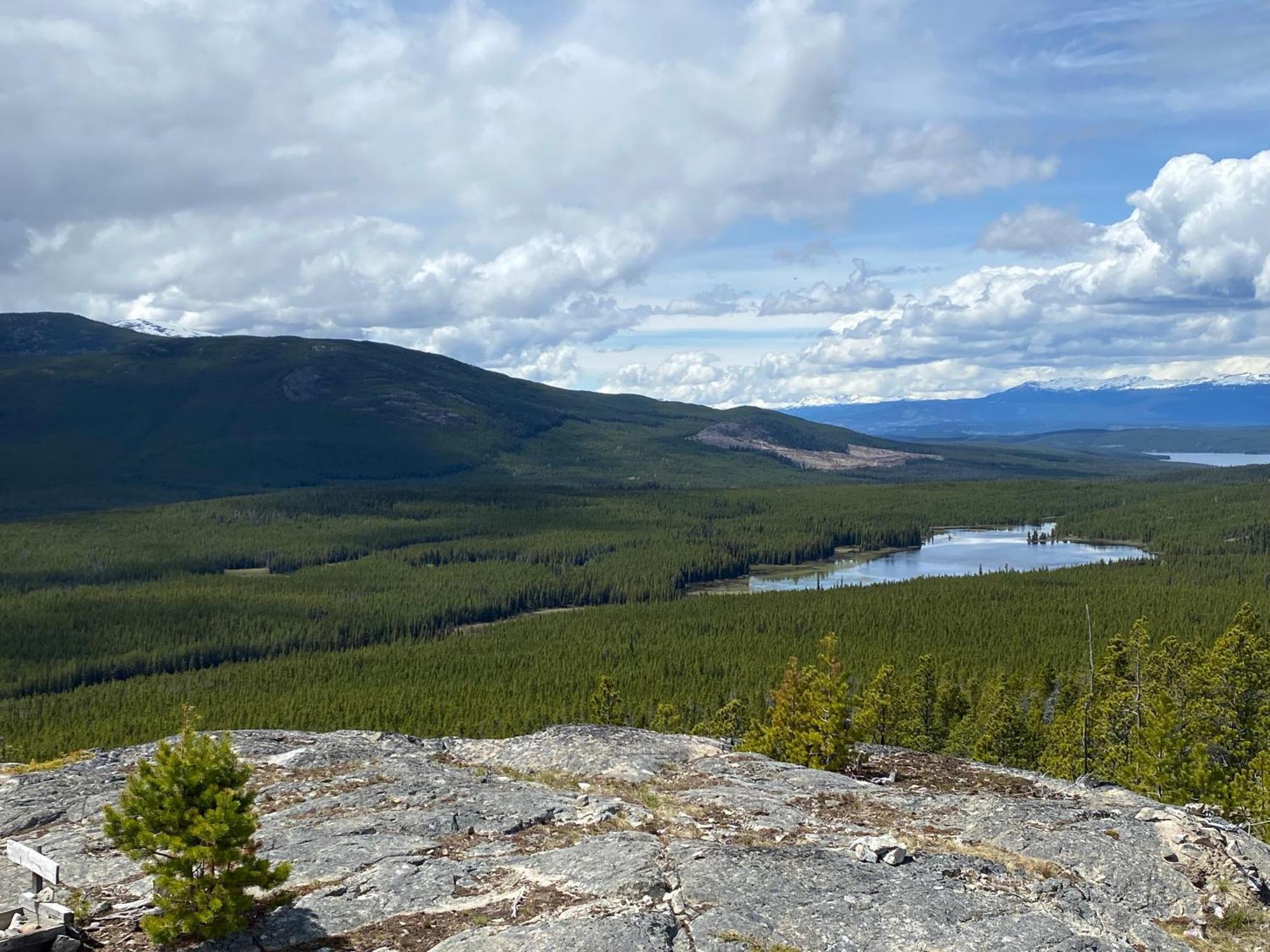 Red Cariboo Resort Anahim Lake 外观 照片