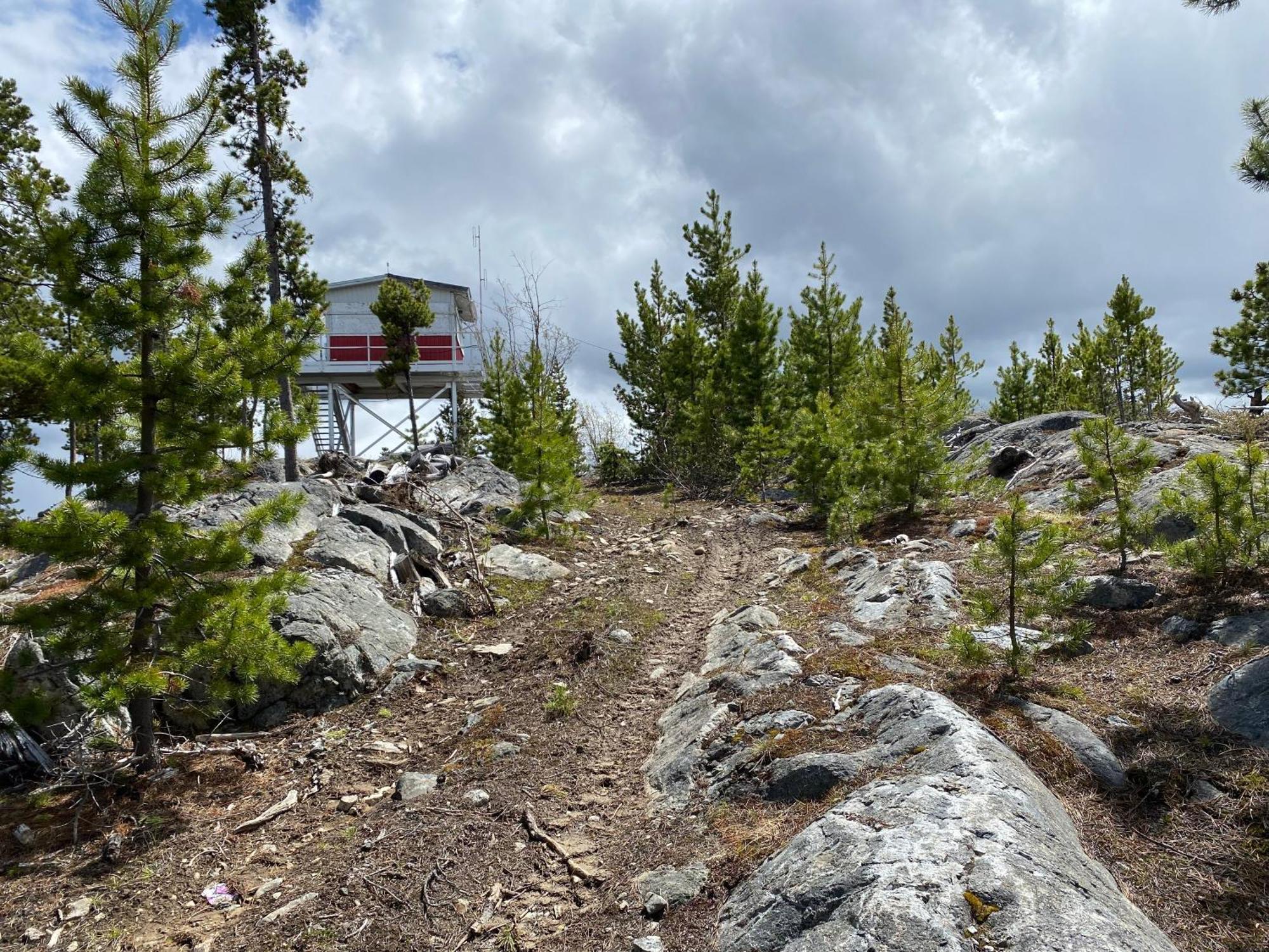Red Cariboo Resort Anahim Lake 外观 照片