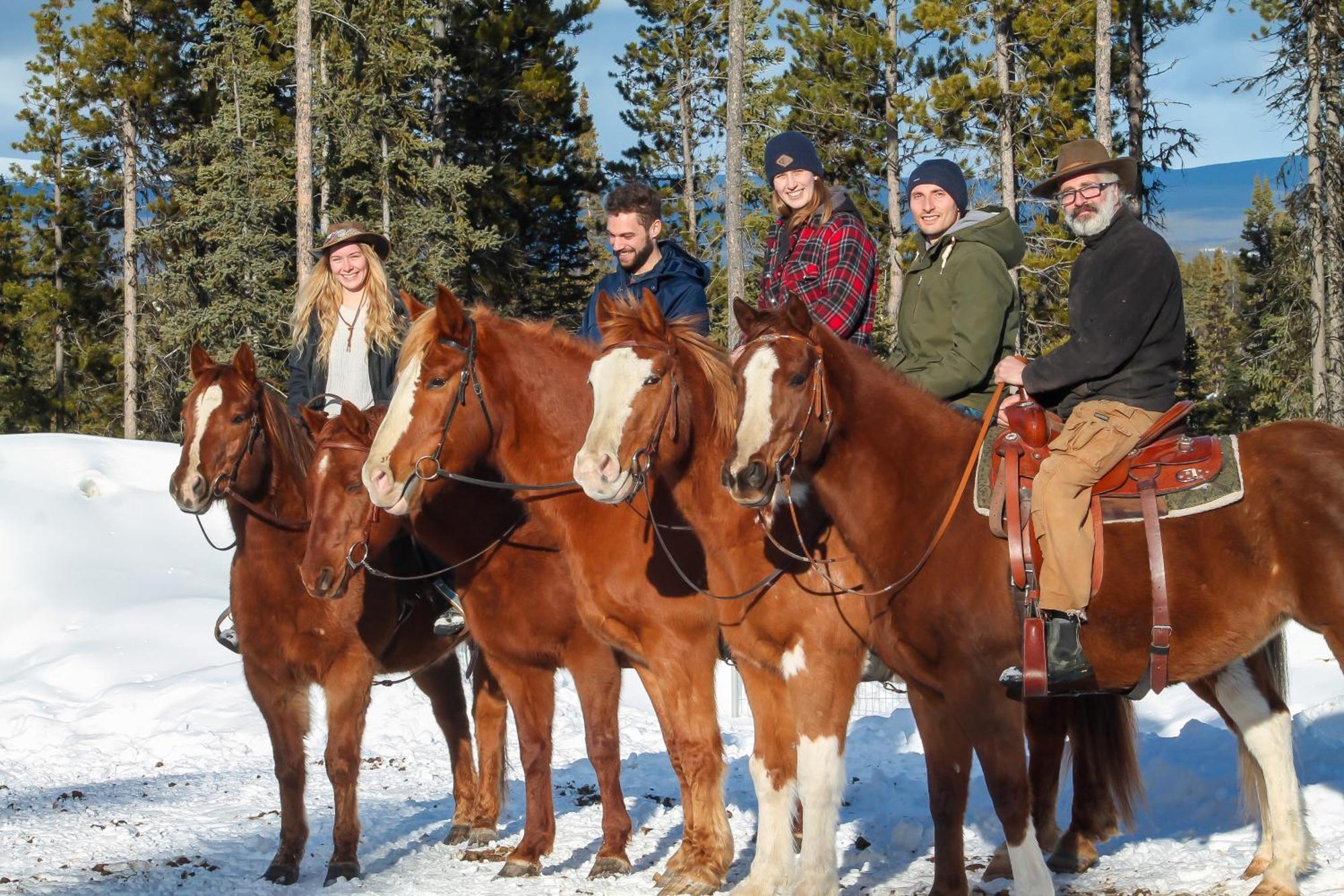 Red Cariboo Resort Anahim Lake 外观 照片