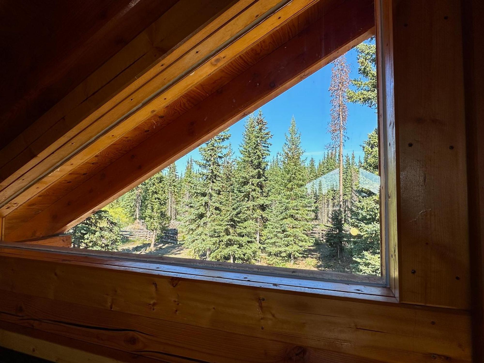Red Cariboo Resort Anahim Lake 外观 照片